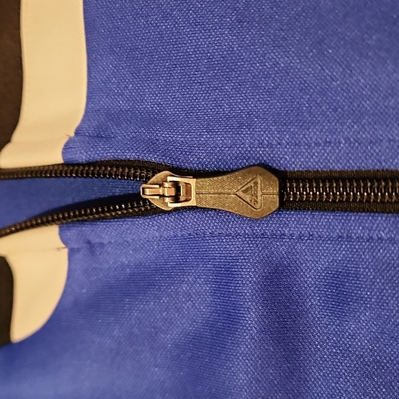 Adidas ladies climacool zip up jacket - Picture 6 of 8